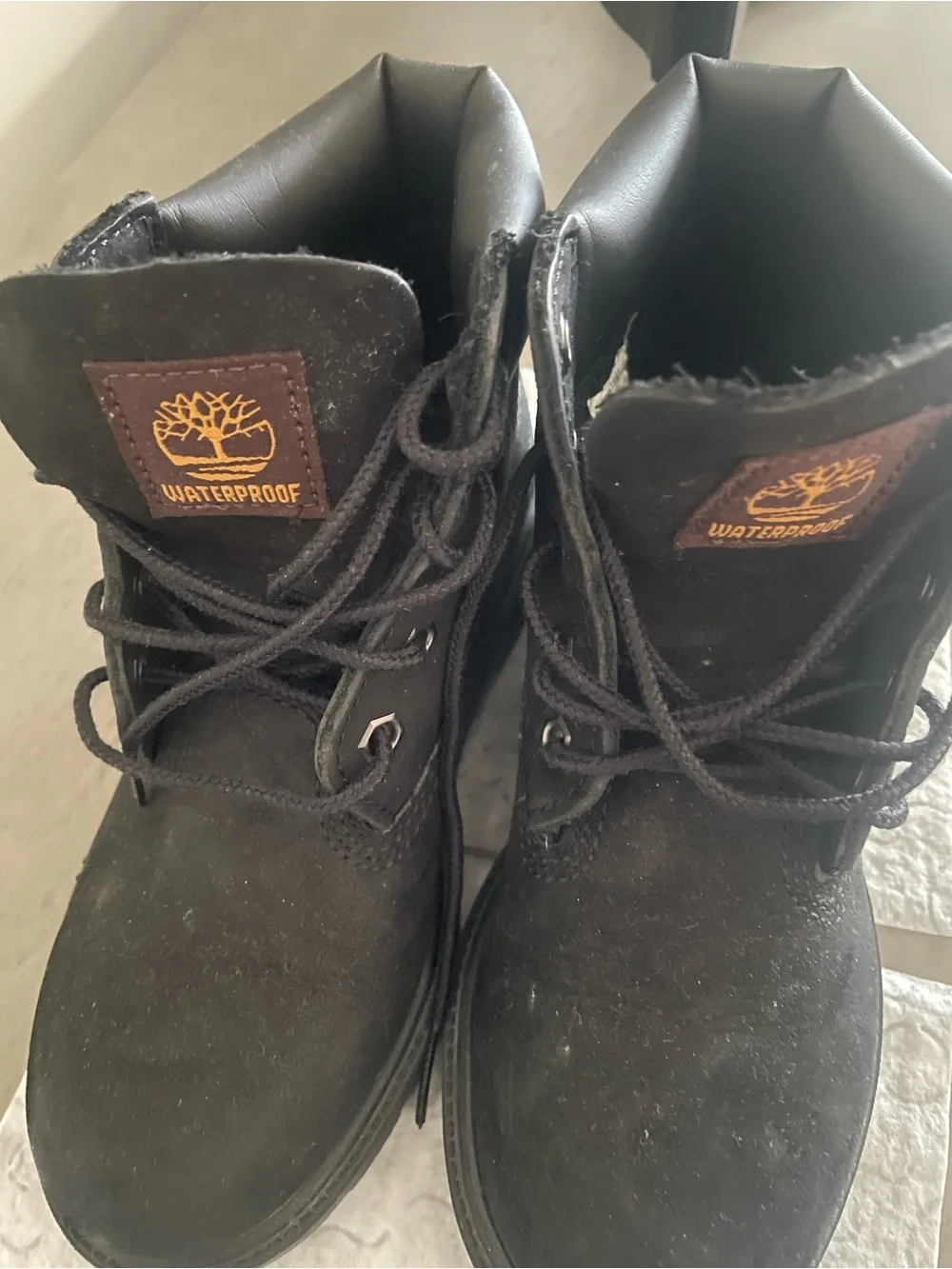 Timberland Kids Size 13.5 Premium 6 inch Waterproof Boot Black Nubuck Lace up